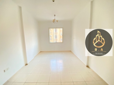 One Bedroom For Rent Emirates Cluster With Balcony