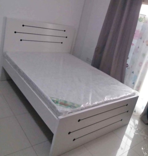 Second hand outlet bed frames