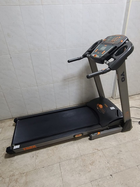 York fitness discount t300 diamond treadmill