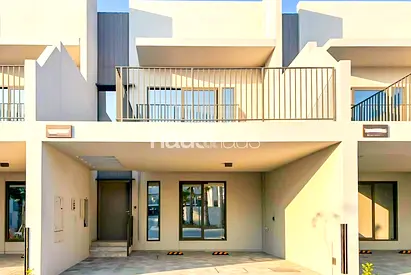 Single Row | Brand New | Close To Entrance