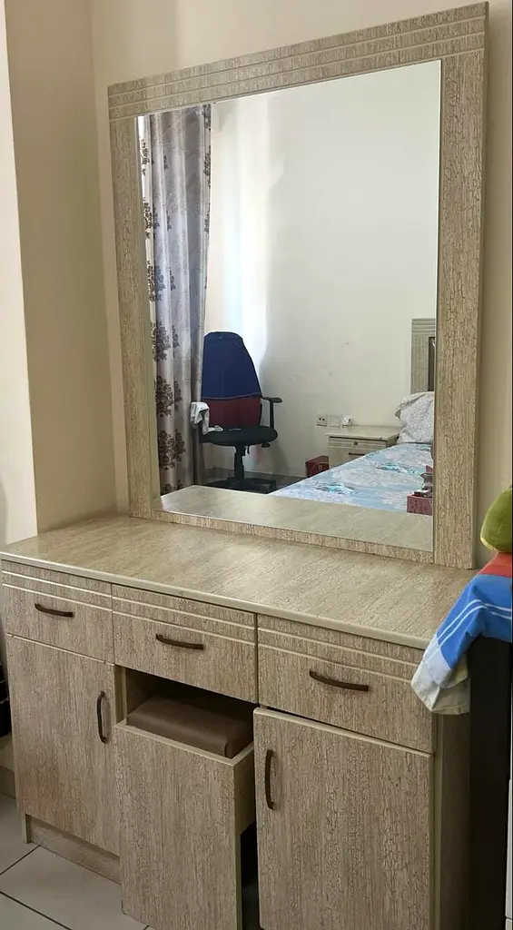 Bedroom set for sale