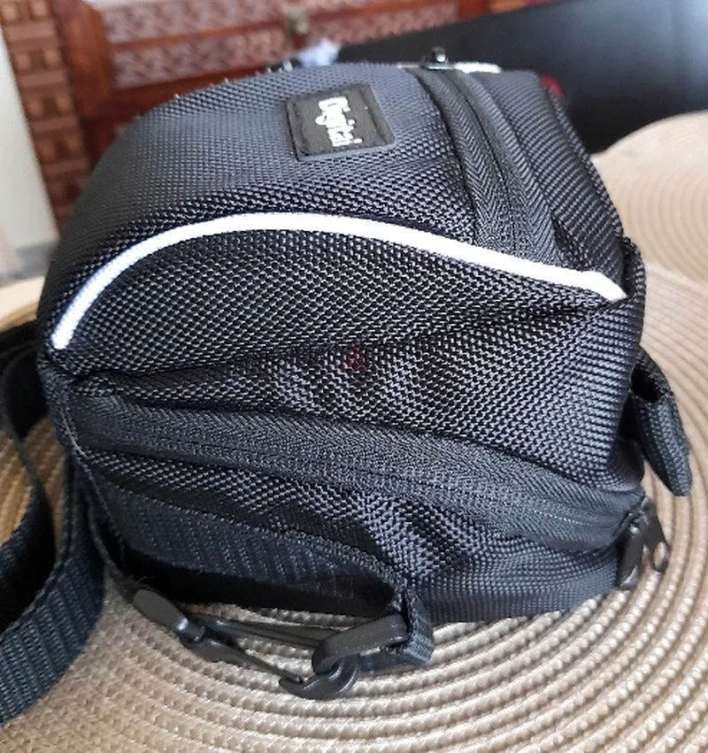 Used, small, black padded, camera case for medium size camera63233634331779111