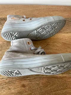 grey converse with rose gold