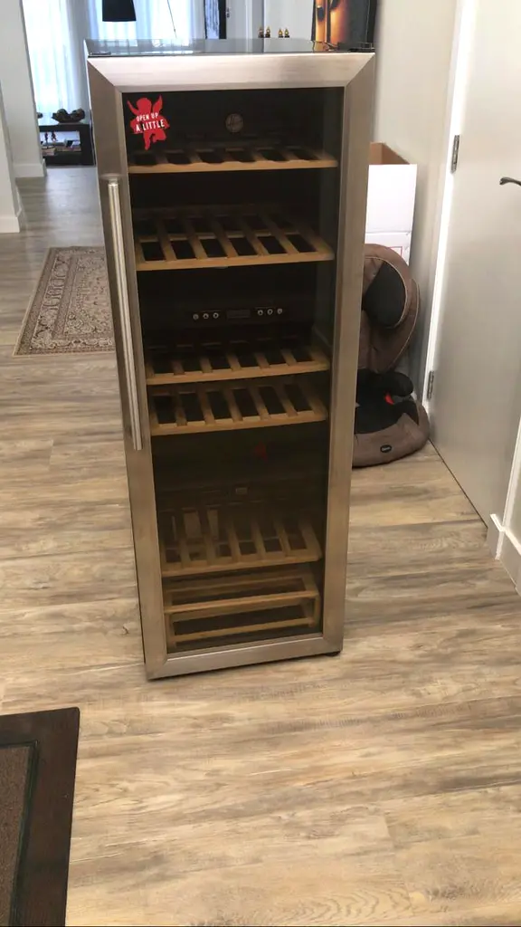 Hoover letest model 72 bottles capacity wine cooler dual temperature