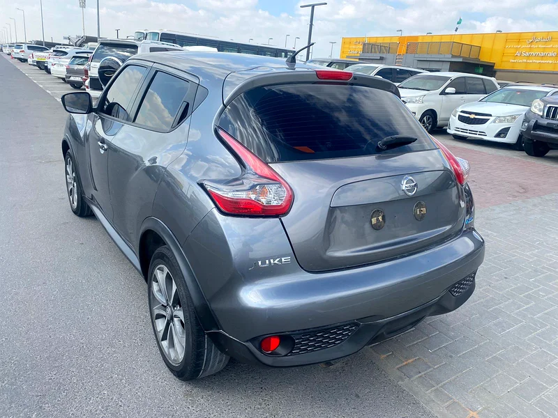 Nissan juke 2015 fullopshin gary color GCC calen car63167092377218111