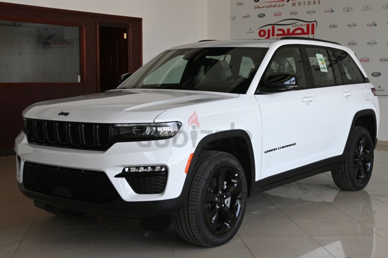 jeep grand cherokee Altitude 2023 | dubizzle