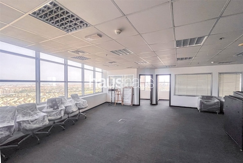 Vacant Partitioned | High Floor | Dmcc