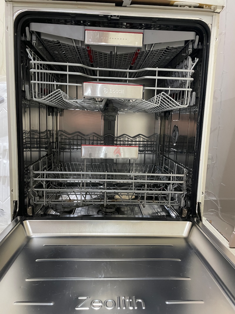 Bosch Serie 8 Bosch dishwasher made in Germany dubizzle