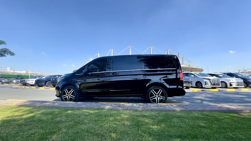 مرسيدس بنز v25063165226989313113