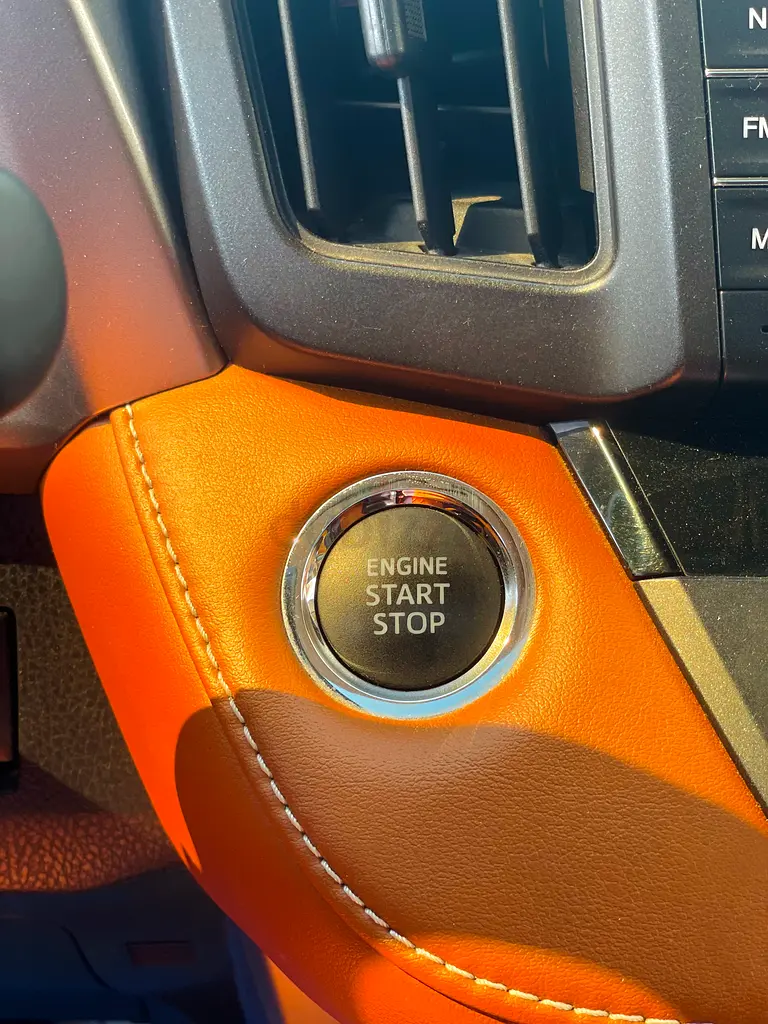 TOYOTA RAV4 2018 GCC TOP OF THE RANGE (VXR)