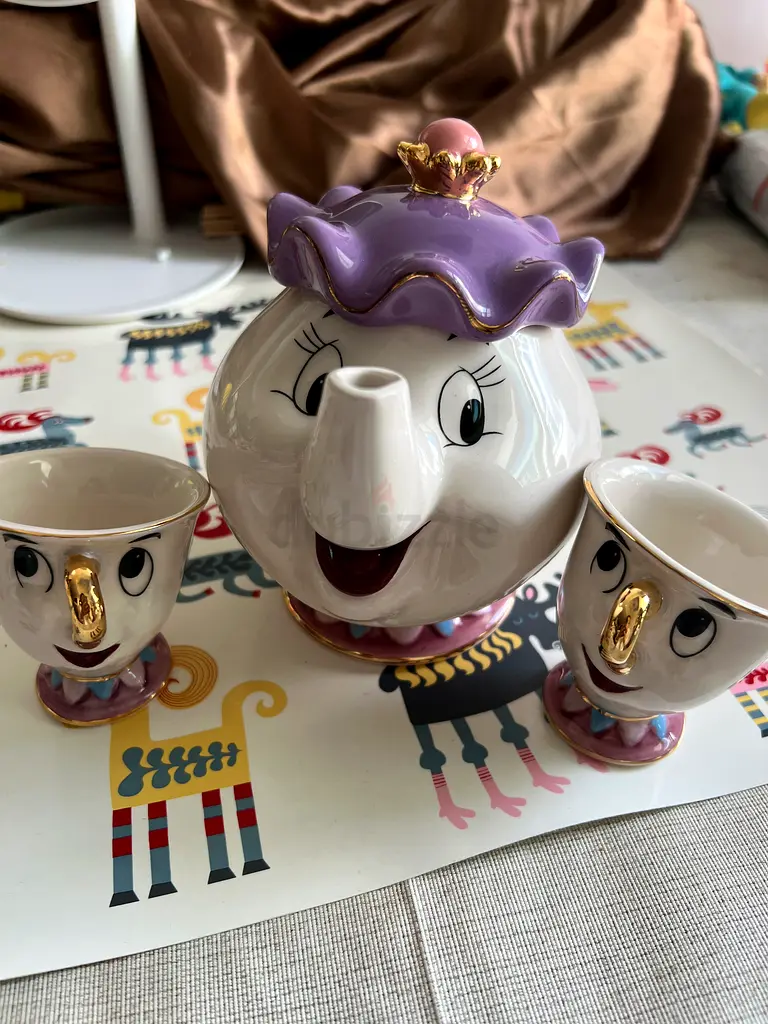 Tokyo Disney tea pot set