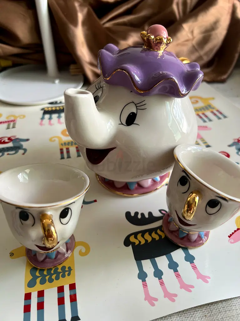 Tokyo Disney tea pot set