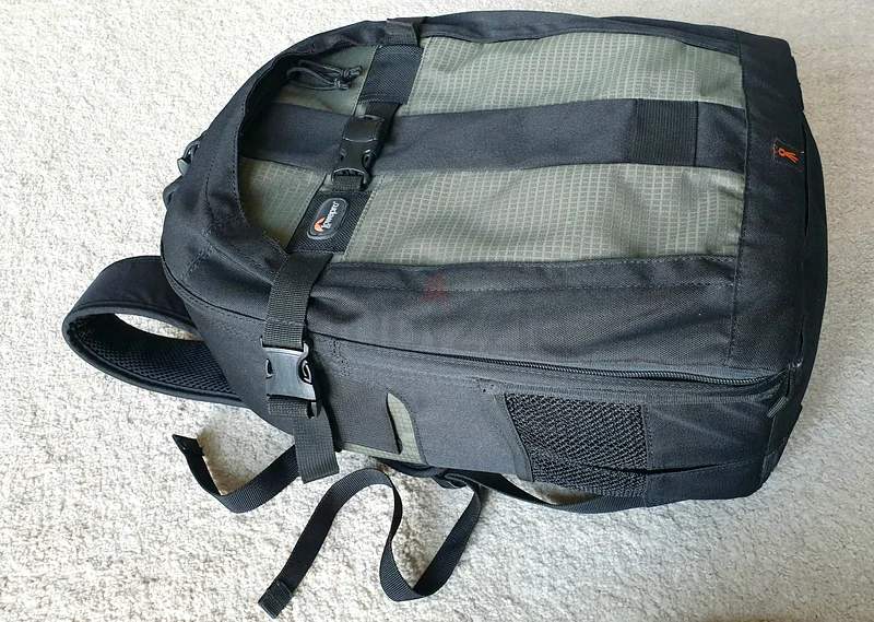 Lowepro Pro Runner 300 AW63234131850754111