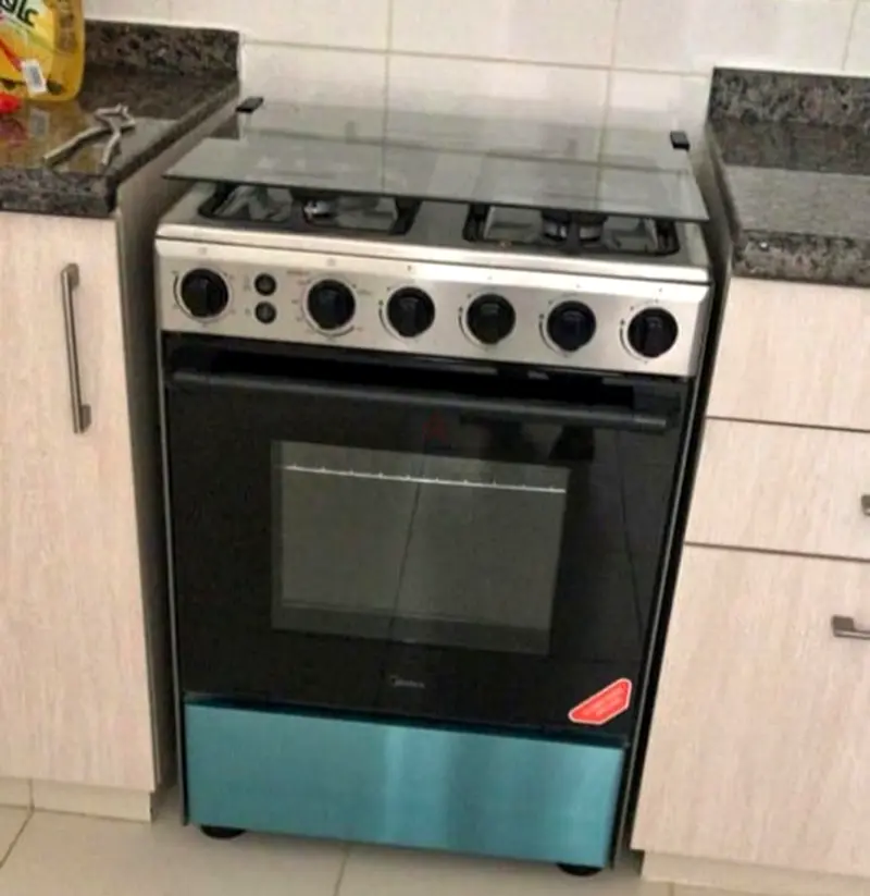 Midea brand full gas cooker