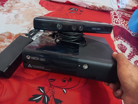 Buy Microsoft Xbox 360 Kinect Console 250GB W/ Kinect Sport 1&2+GOW  Judgment + 3Months LGM Online in UAE
