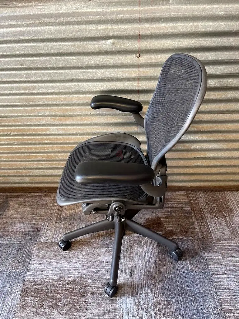 Herman Miller Areon Chair B Size