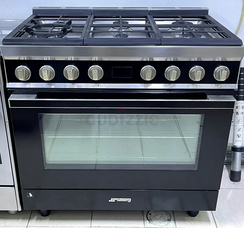 Latest SMEG 6 burner heavy duty top gas oven electric COOKING Range