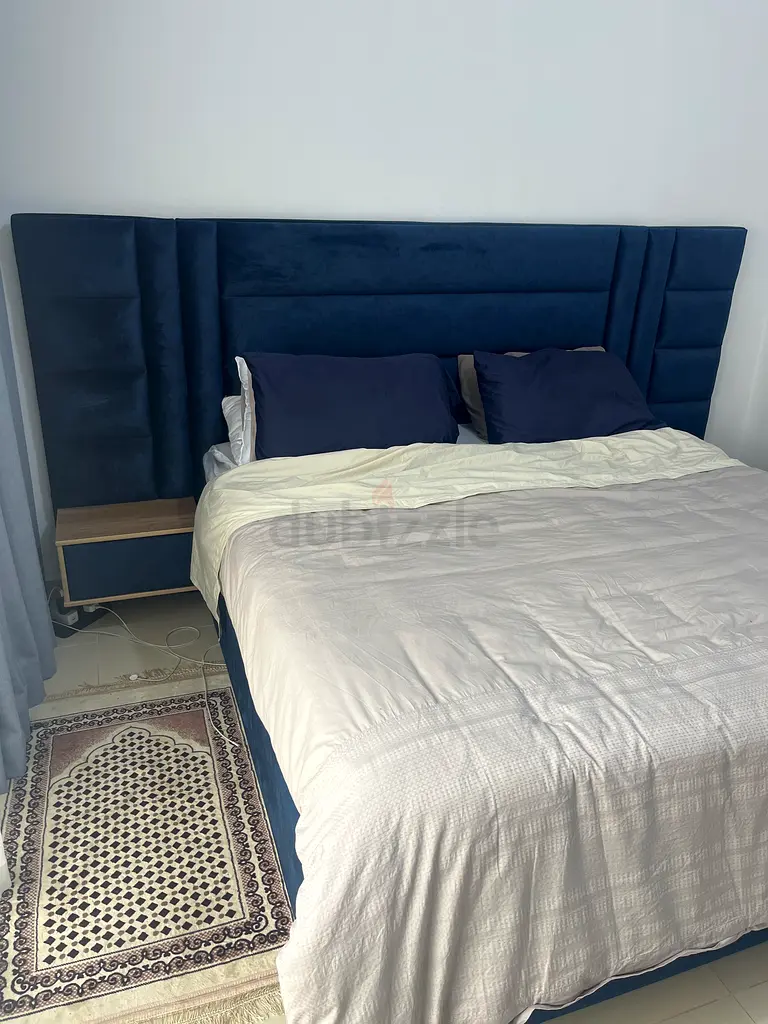 Luxury designer’s Queen bed with mattress and bed set