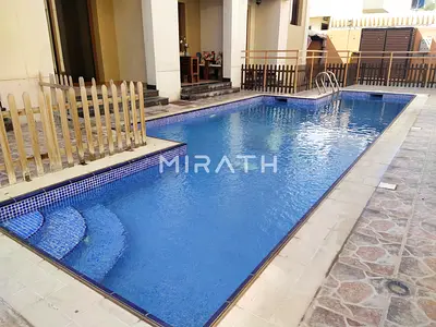 Private Entrence Parking - Shared Pool-4br+ Maids