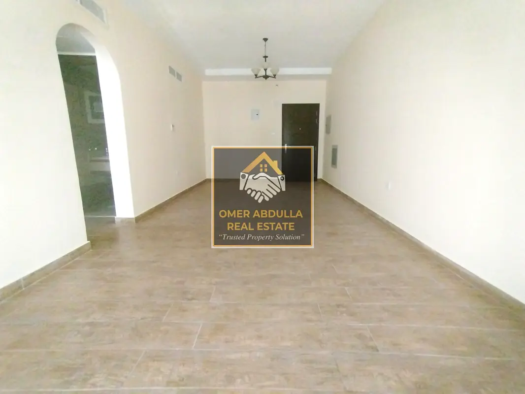 Apartment/Flat No deposit cash Elegant 1bhk with wardrobes and coverd
