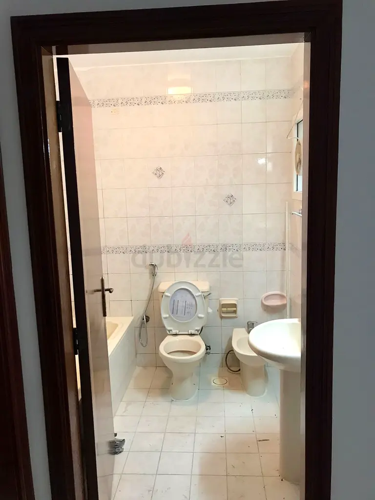 Apartment/Flat for Rent Bed space for male bachelors Dubai