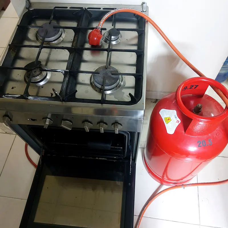 Bompani Gas oven and cylinder