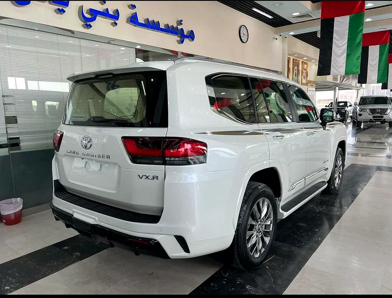 TOYOTA LAND CRUISER TWIN TURBO 409HP GCC (AL-FUTTAIM)63158339633154112