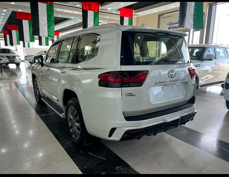 TOYOTA LAND CRUISER TWIN TURBO 409HP GCC (AL-FUTTAIM)63158339633154113
