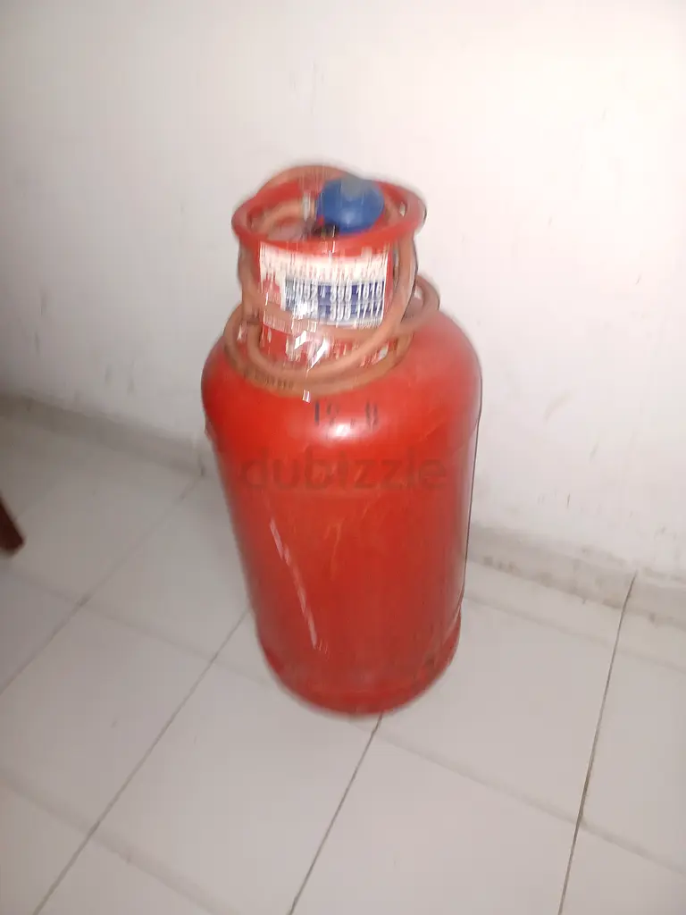 Medium size Gas cylinder with regulator for sale