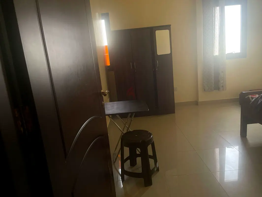 Apartment/Flat for Rent Sharing Family room with separate washroom