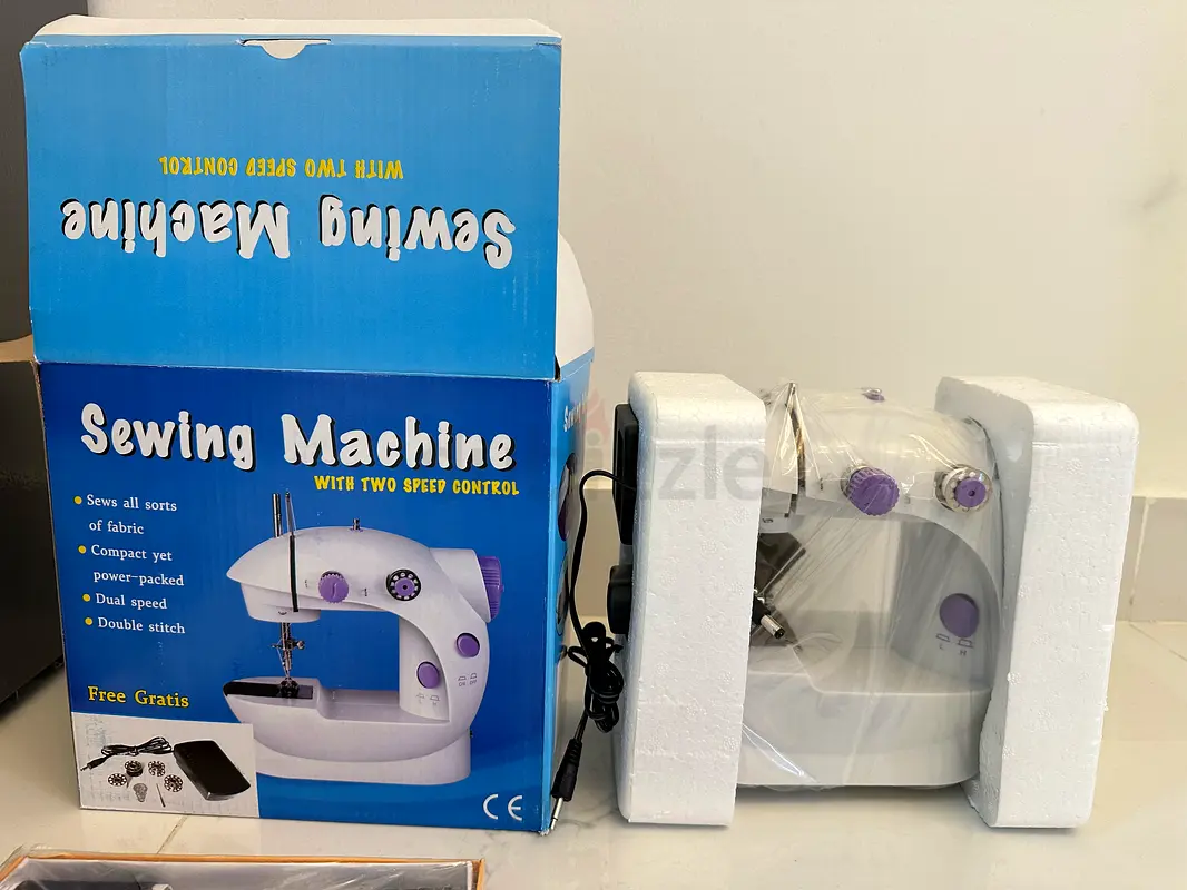 New Mini Sewing Machine with Accessories