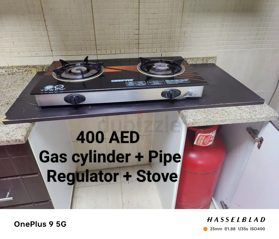 Gas cylinder with stove