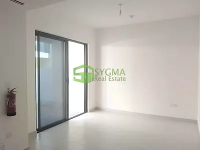 Back To Back| Brand New| Pool And Park