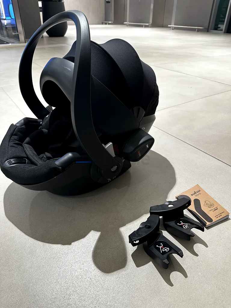 Babyzen yoyo car seat with adapter