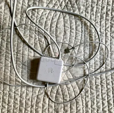 Apple  Magsafe 2 85 watt Charger - Original Apple