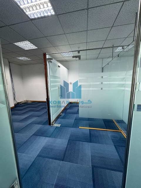 1020 Sqft Fully Fitted Elegant Office In Szr Near Metro With Nice Partition 183k/1-4 Payment- Util