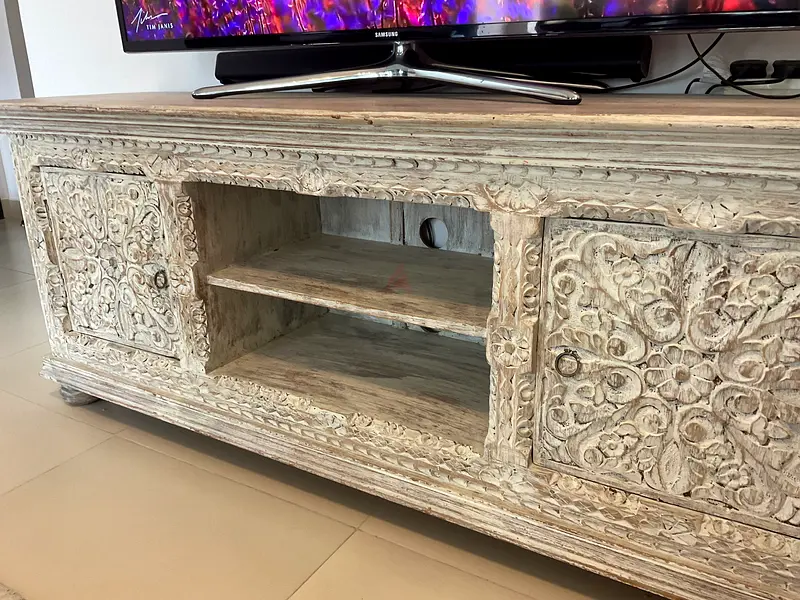 TV stand