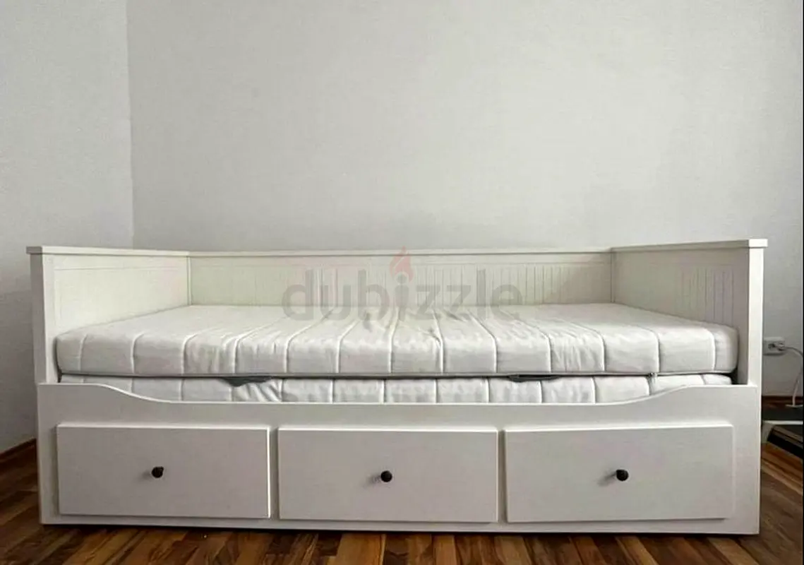 IKEA heamness day bed