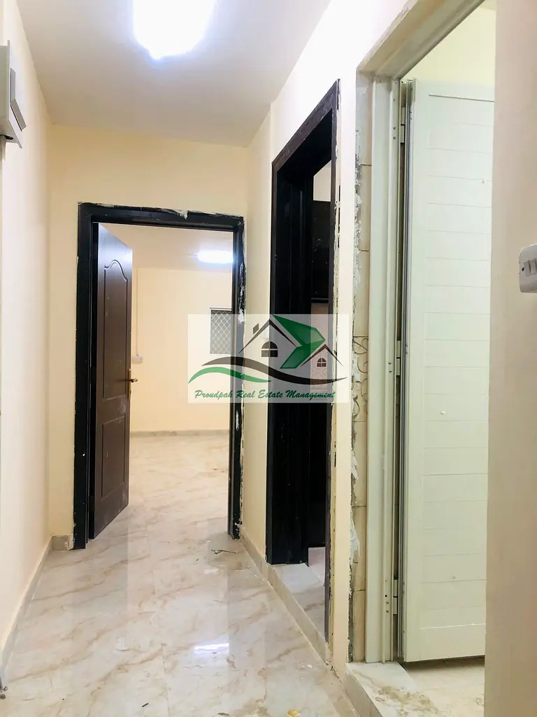 Villa/House Monthly Big Studio with Separate Kitchen at Baniyas East
