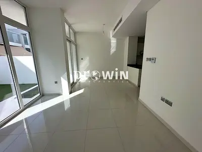 Spacious 3br Villa | Best Community | Ready To Move On |