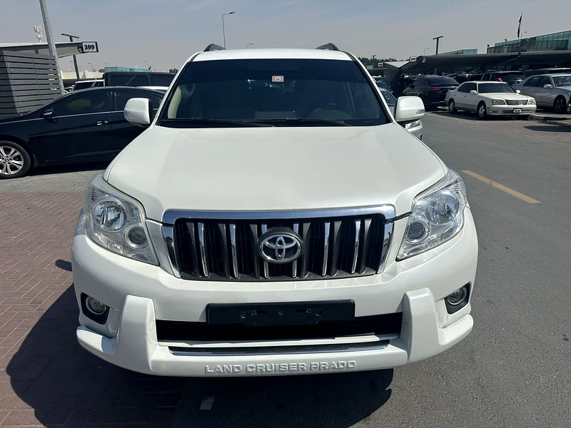 Toyota Prado 2012 v6 white colour GCC Caleb car63165695827074111
