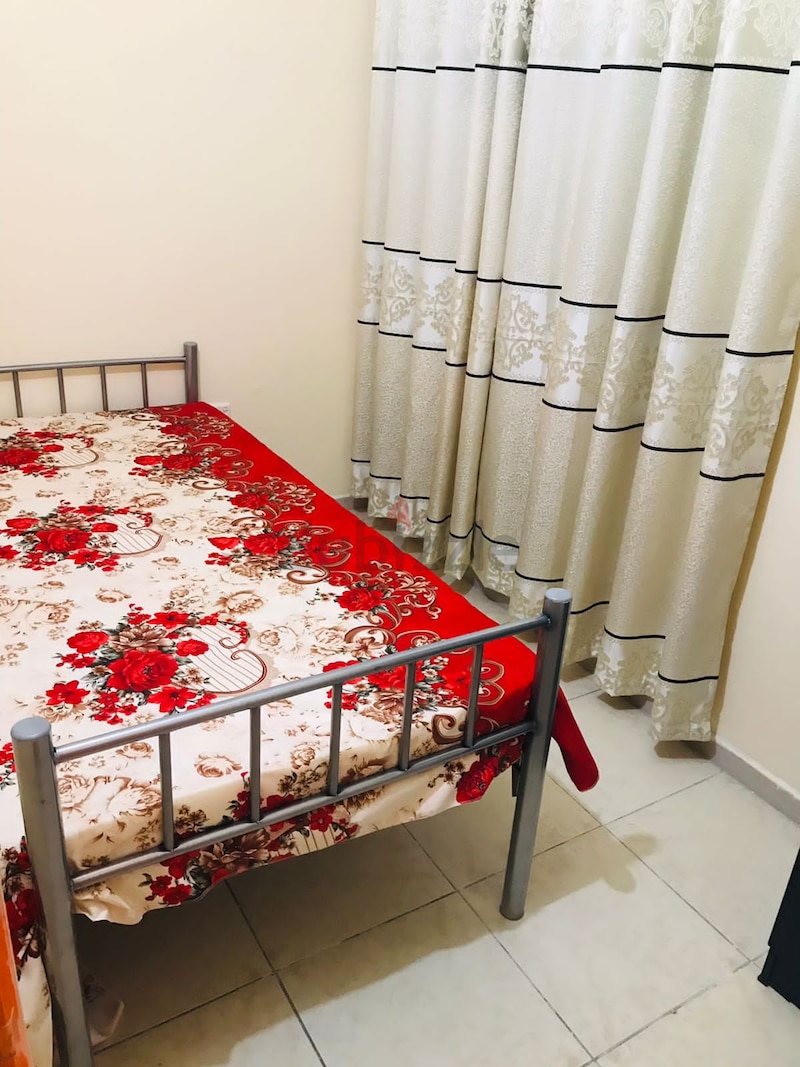 Apartment Partition for Indian couples near ADCB METRO In karama