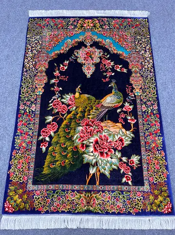177 x 120 cm | New High Quality Silk Carpet Persian Blue Peacock
