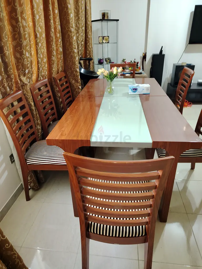 Dining table set