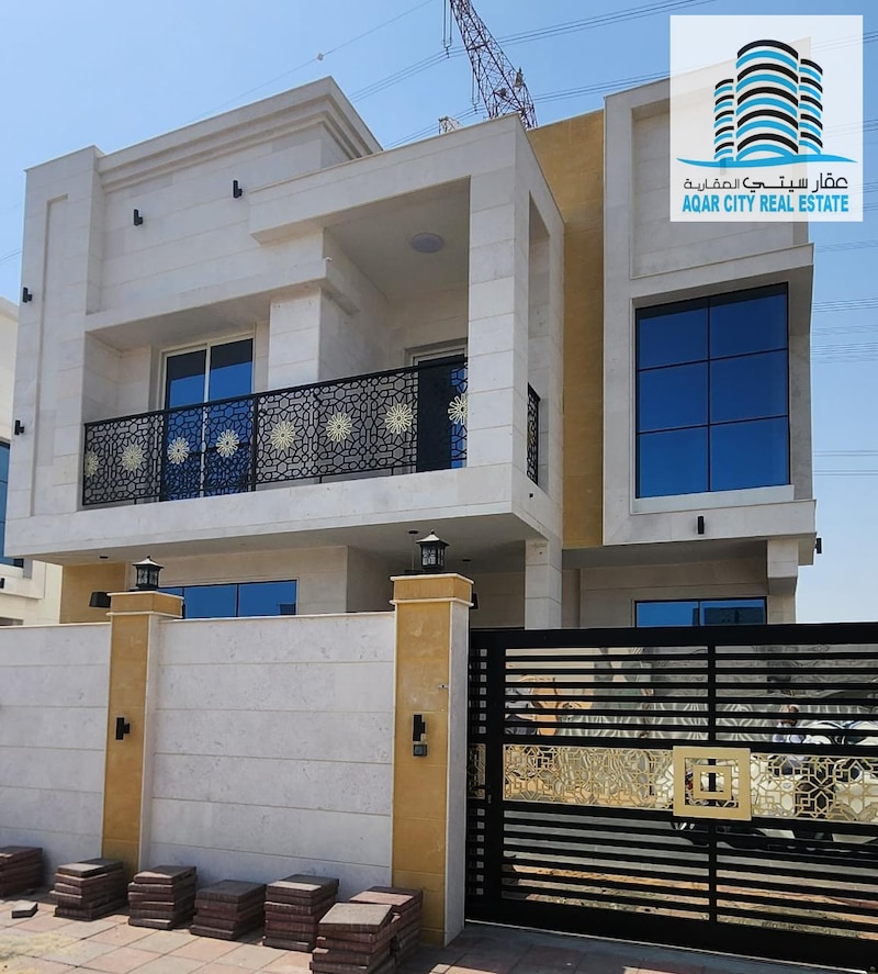 A villa in the best residential locations in the Yasmine area, directly on Sheikh Mohammed bin Zaye