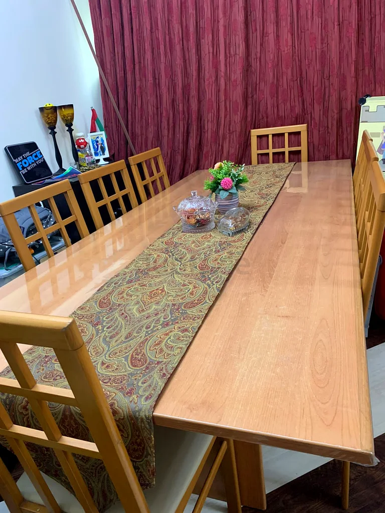 8 seaters wooden dining table set