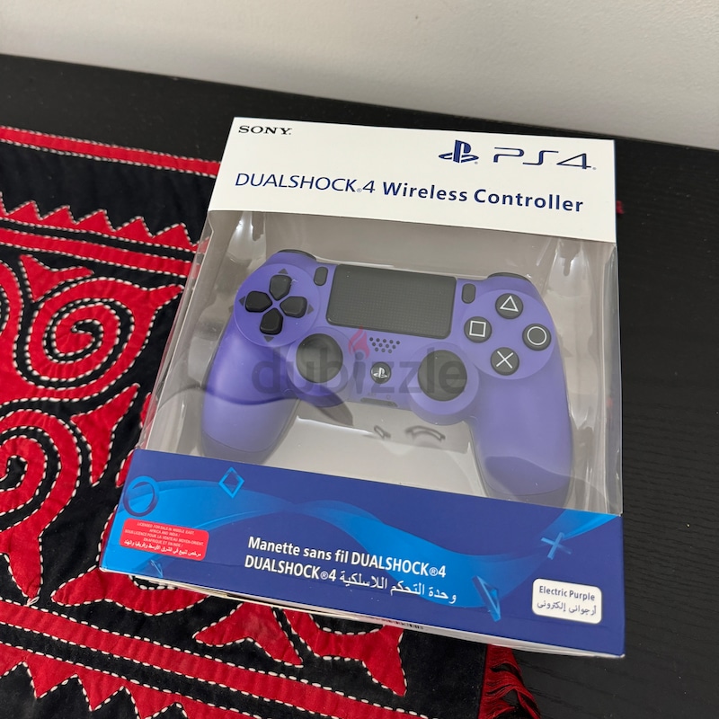 Ps4 dualshock deals 4 electric purple