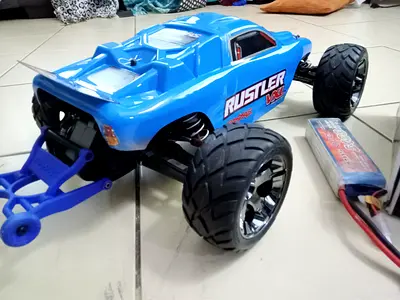 Traxxas Rustler VXL 4s modified