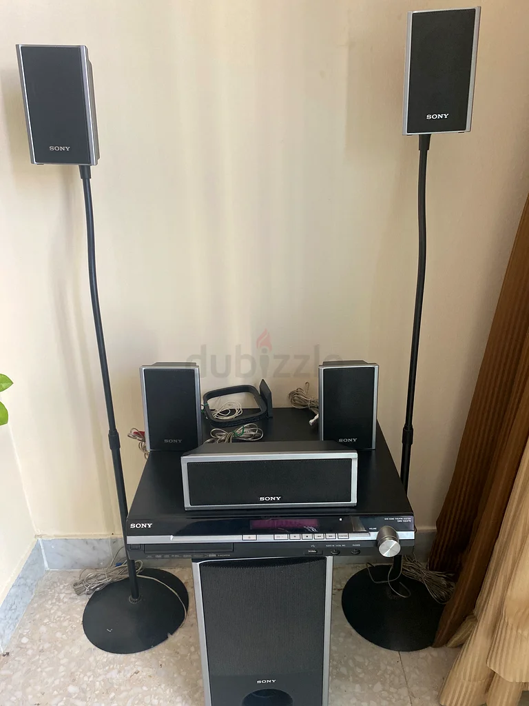 Sony DVD Home Theatre System 5 speakers