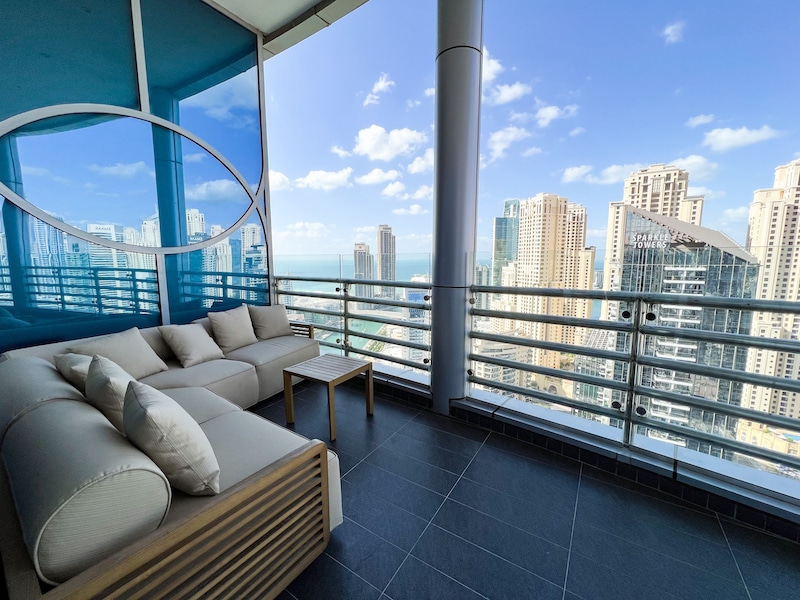 Penthouse | Mid-April | Panoramic Marina View